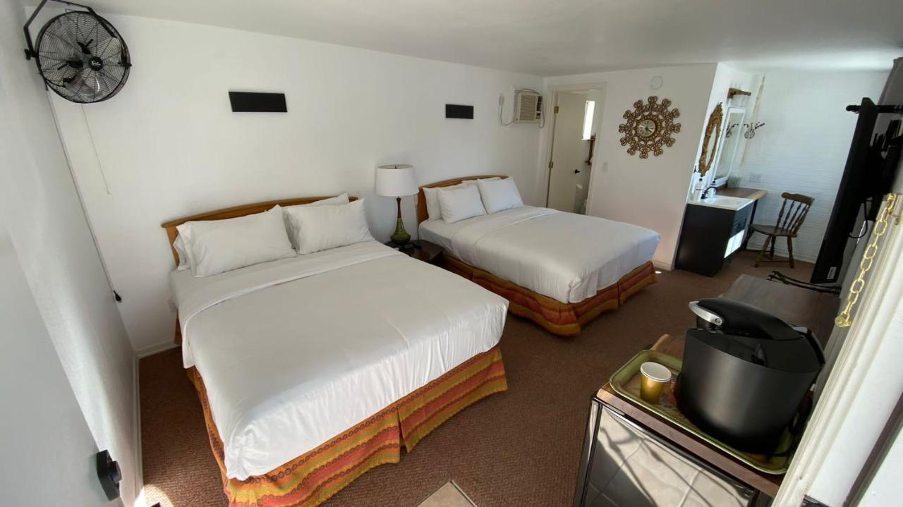 The Aztec Motel & Creative Space Seligman Exterior foto
