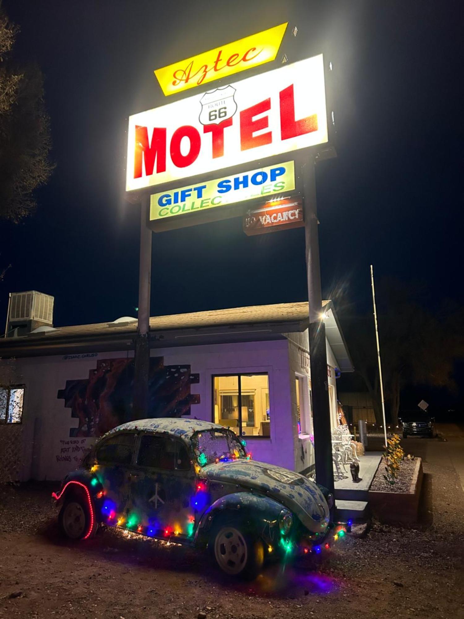 The Aztec Motel & Creative Space Seligman Exterior foto